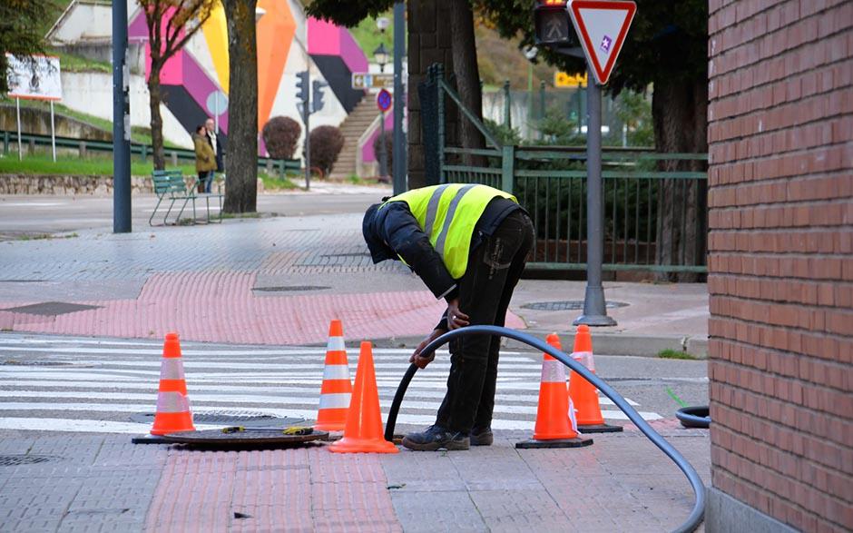 comment déboucher des wc Paris 6